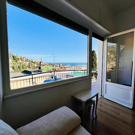 Bellavista Apartment *